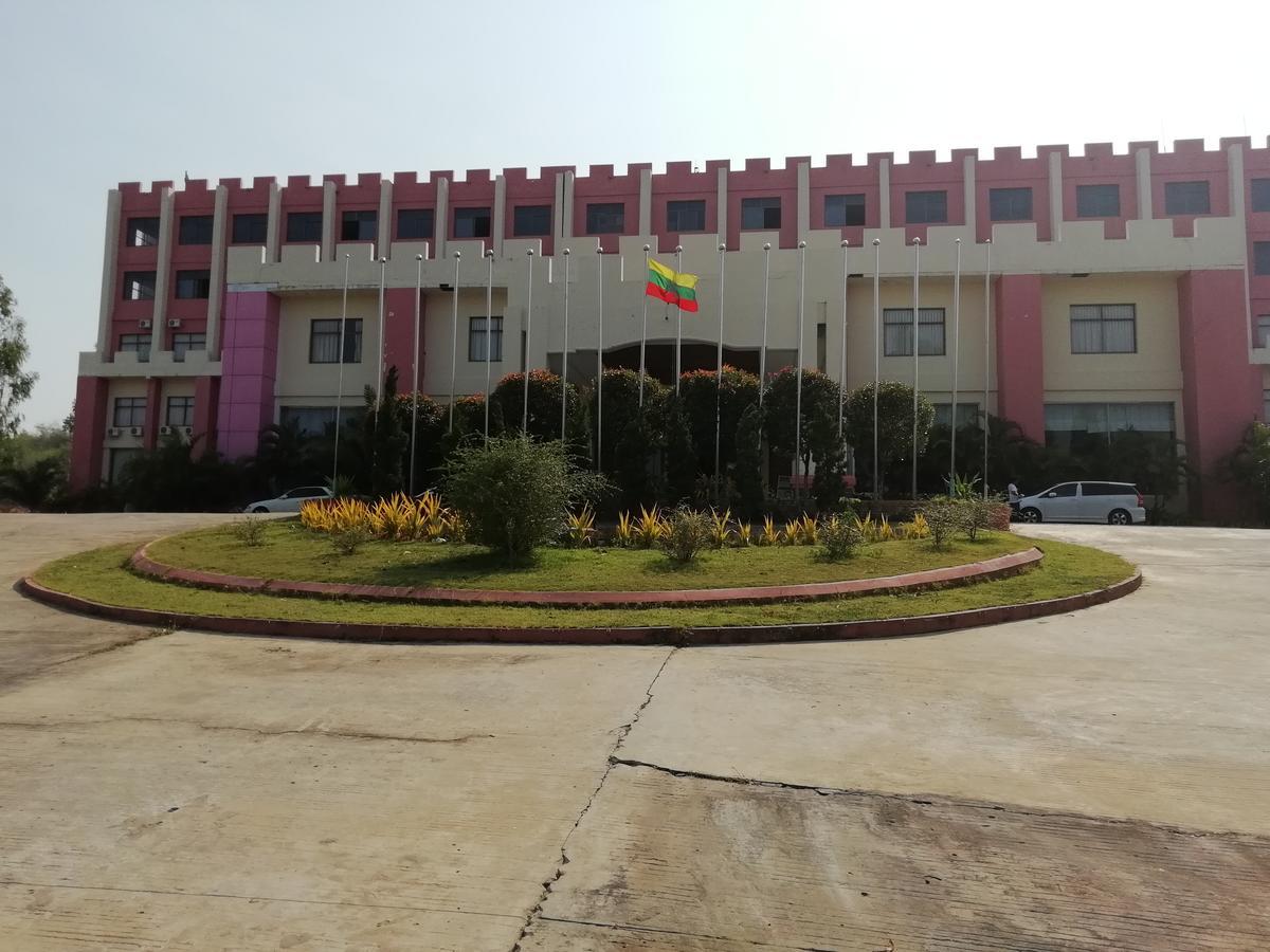 Hotel Great Wall Hotel - Nay Pyi Taw 4*