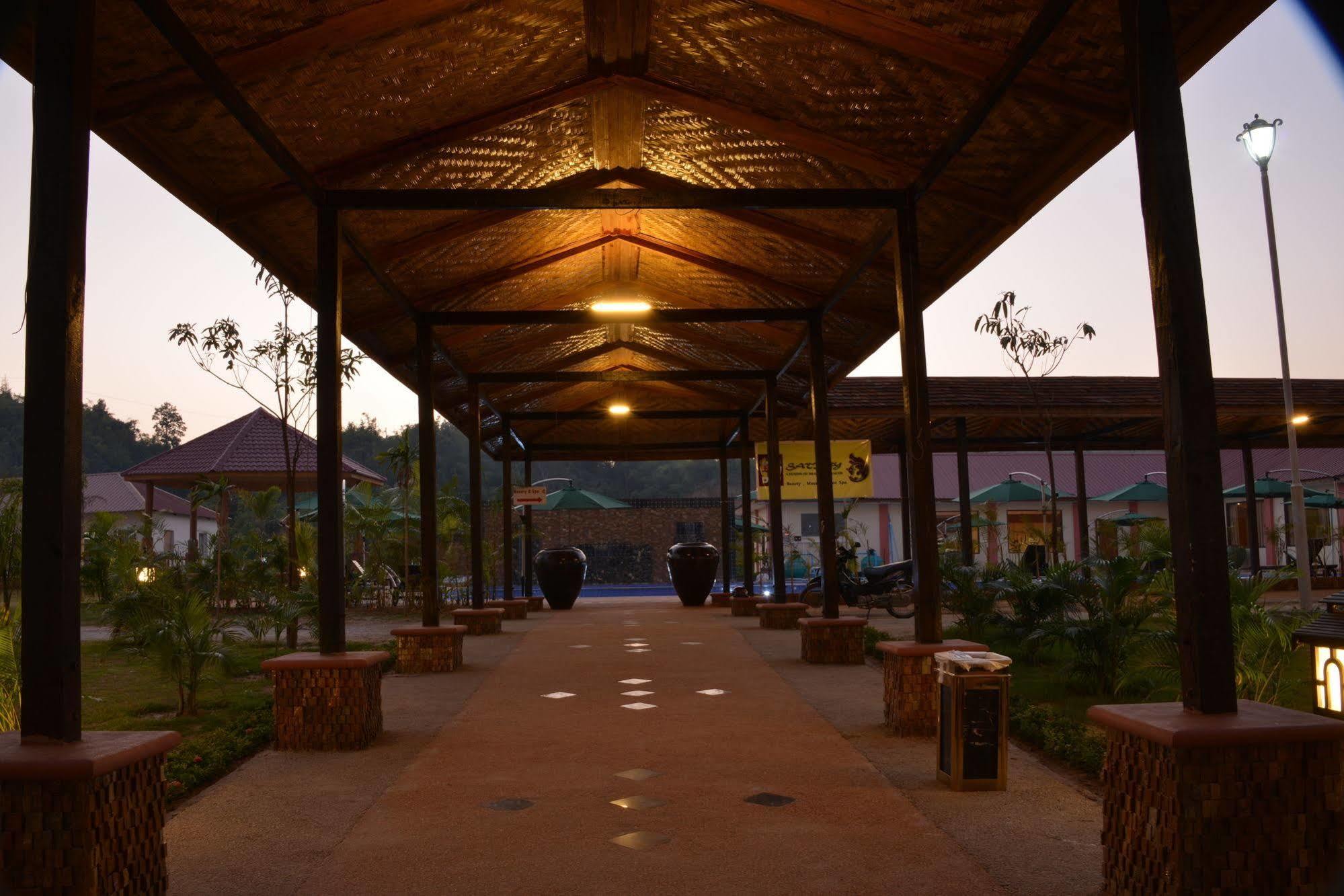 Great Wall Hotel - Nay Pyi Taw 4*